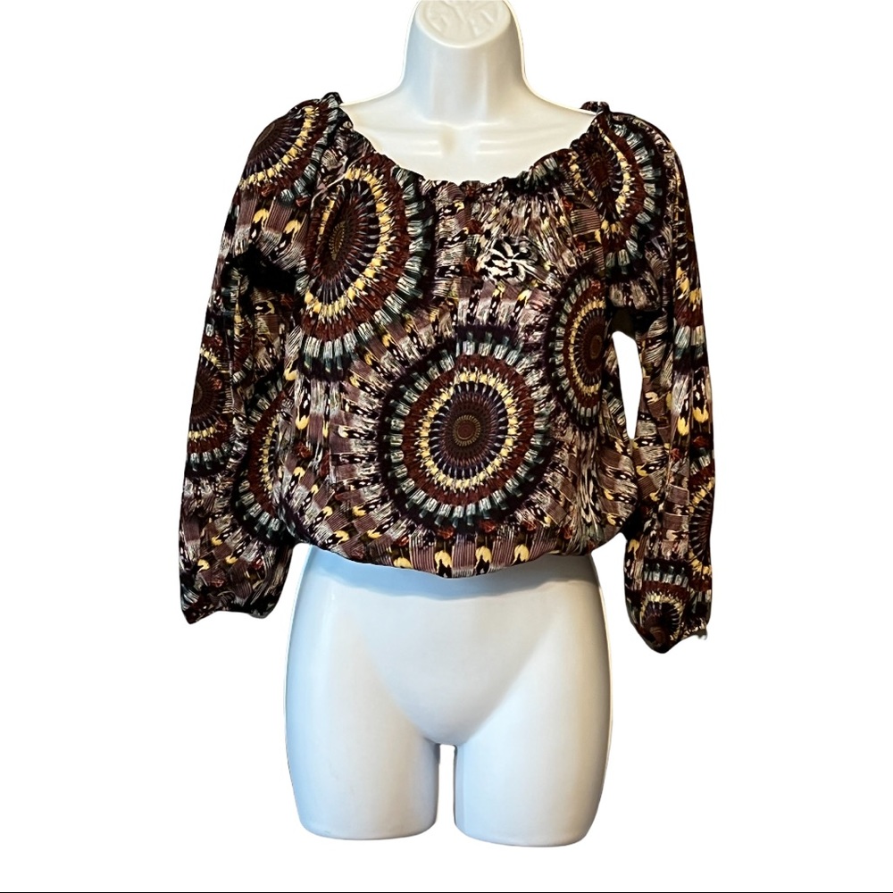 Luz 70’s Inspired Bohemian Chic Psychedelic Waist Length Cropped Top